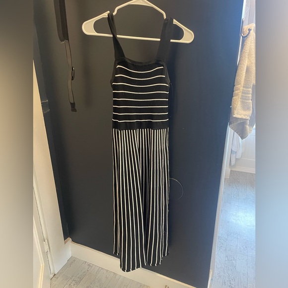 Banana Republic Knit Black and White Tank Dress (Size S) - Picture 1 of 4